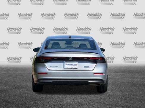 Used 2023 Honda Accord Sport image 6