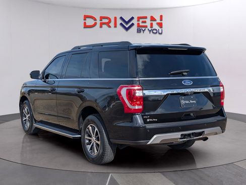 Used 2018 Ford Expedition XLT w/ Equipment Group 202A image 3
