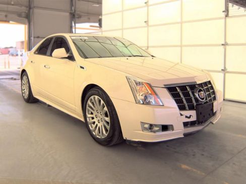 Used 2012 Cadillac CTS Luxury w/ CTS Touring Package RWD image 3