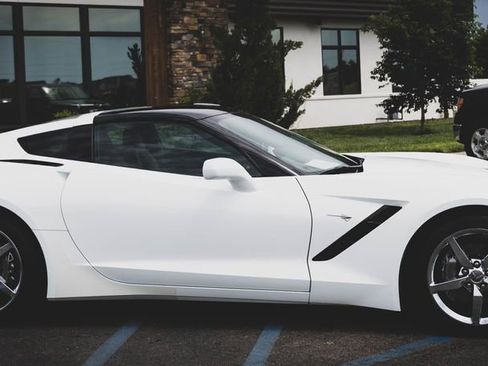 Used 2014 Chevrolet Corvette Stingray Coupe w/ 2LT Preferred Equipment Group RWD image 27