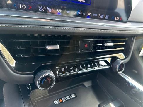 New 2026 Chevrolet Tahoe Premier AWD/4WD image 19