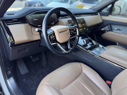 Used 2024 Land Rover Range Rover Sport SE AWD/4WD image 14