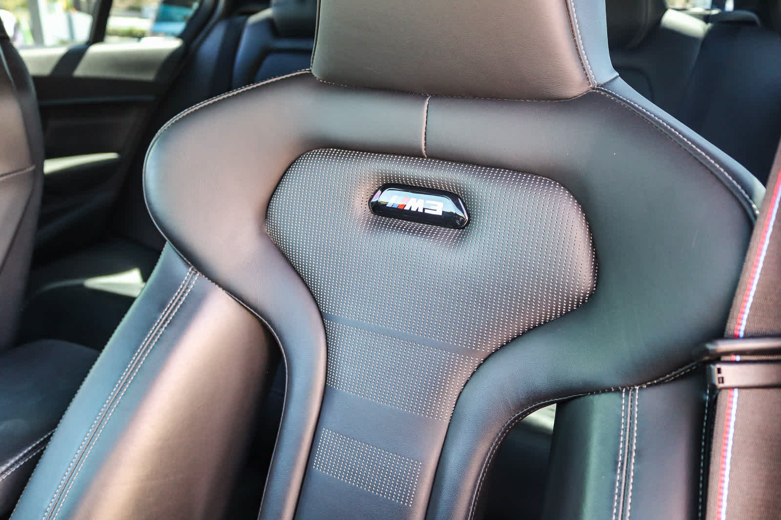 Used 2018 BMW M3 w/ Competition Package RWD image 26