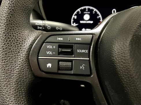 Used 2024 Honda HR-V LX image 18