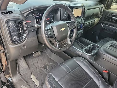 Used 2021 Chevrolet Silverado 2500 High Country w/ Z71 Off-Road Package AWD/4WD image 9