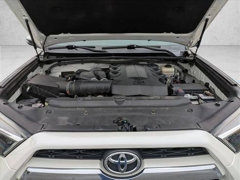 Used 2015 Toyota 4Runner Limited image 27