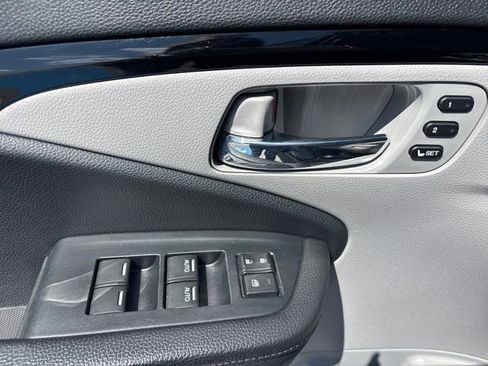 Used 2021 Honda Pilot Touring image 19
