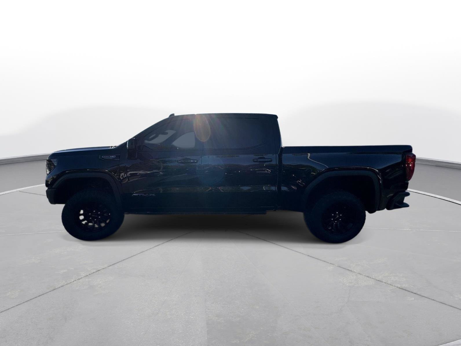 Used 2023 GMC Sierra 1500 AT4X AWD/4WD image 9