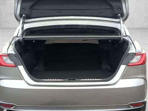 Used 2025 Toyota Camry XSE image 6