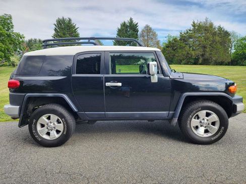Used 2007 Toyota FJ Cruiser 4WD image 5