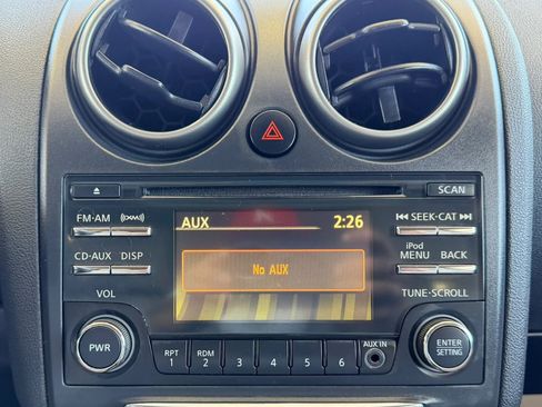 Used 2012 Nissan Rogue SV AWD/4WD image 16