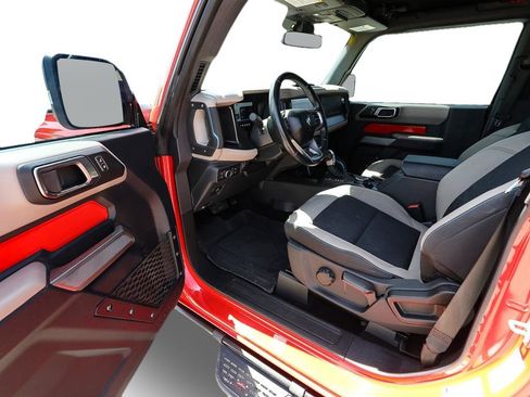 Used 2022 Ford Bronco Wildtrak AWD/4WD image 11