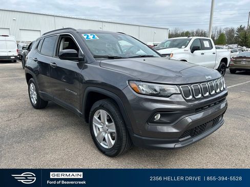 Used 2022 Jeep Compass Latitude AWD/4WD image 1
