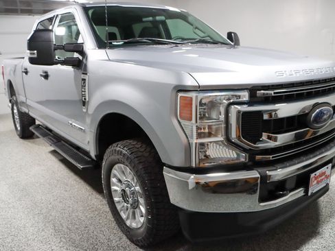 Used 2022 Ford F250 XLT image 5