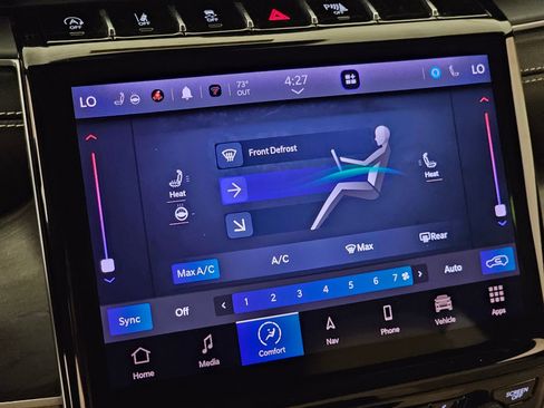 Used 2023 Jeep Grand Cherokee Limited image 21