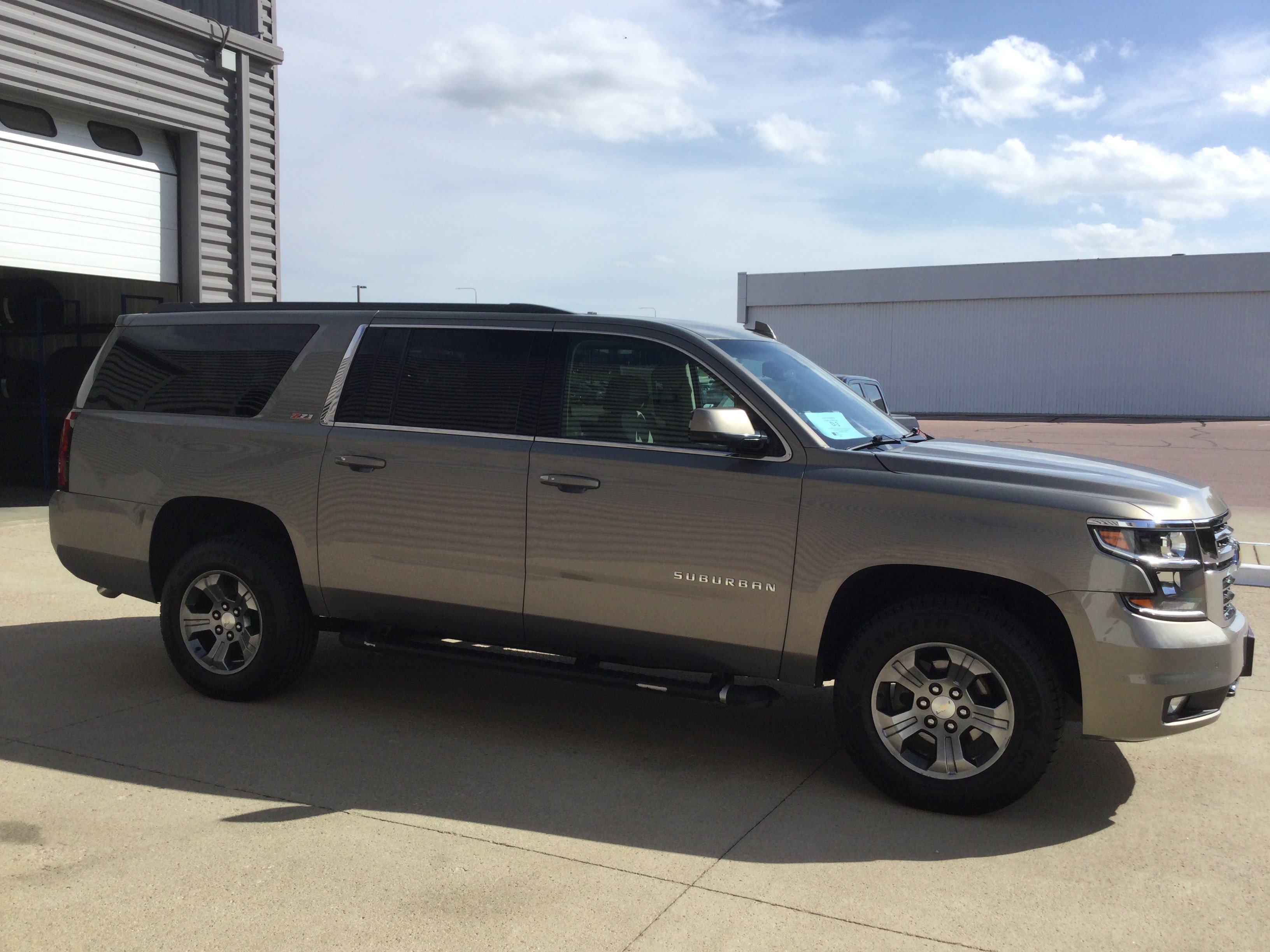 Used 2017 Chevrolet Suburban LT AWD/4WD image 3