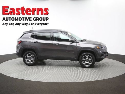 Used 2022 Jeep Compass Trailhawk w/ Trailhawk Convenience Group AWD/4WD image 47