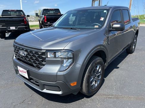 Used 2025 Ford Maverick XLT w/ Equipment Group 302A AWD/4WD image 9