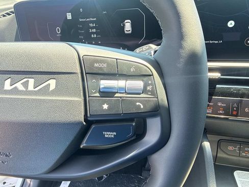 New 2026 Kia Sportage SX AWD/4WD image 24
