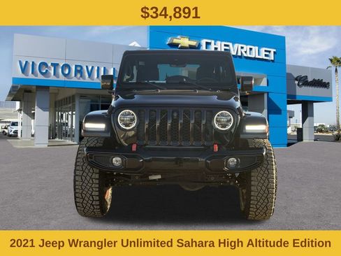 Used 2021 Jeep Wrangler Unlimited Sahara AWD/4WD image 2