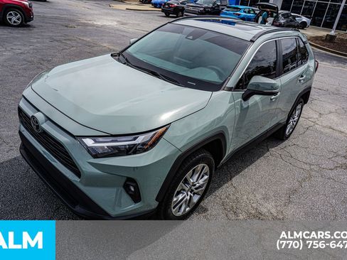 Used 2023 Toyota RAV4 XLE Premium image 20