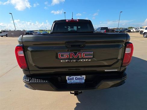 Used 2024 GMC Canyon Elevation w/ Convenience Package RWD image 8