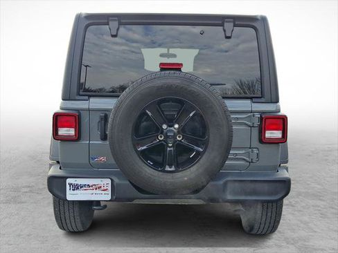 Certified 2022 Jeep Wrangler Unlimited Sport image 4