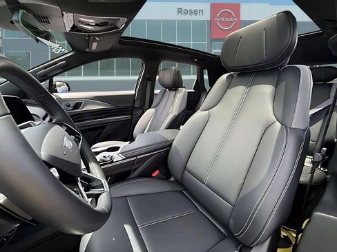 Used 2024 Cadillac Lyriq Tech w/ LPO, Floor Liner Package RWD image 24