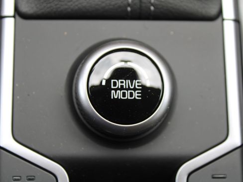 New 2026 Kia Sorento SX FWD image 40