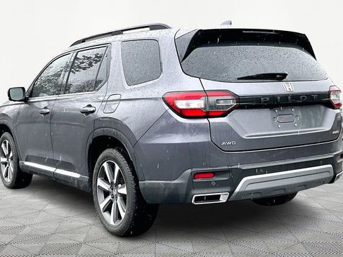 Certified 2025 Honda Pilot Elite image 4