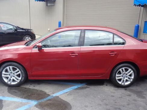 Used 2017 Volkswagen Jetta S w/ Jetta S Cold Weather Package FWD image 5