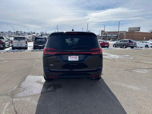 New 2026 Chrysler Pacifica Select w/ S Appearance Package AWD/4WD image 23