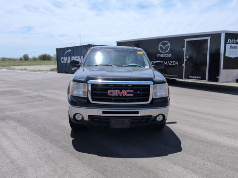 Used 2009 GMC Sierra 1500 SLT AWD/4WD image 2