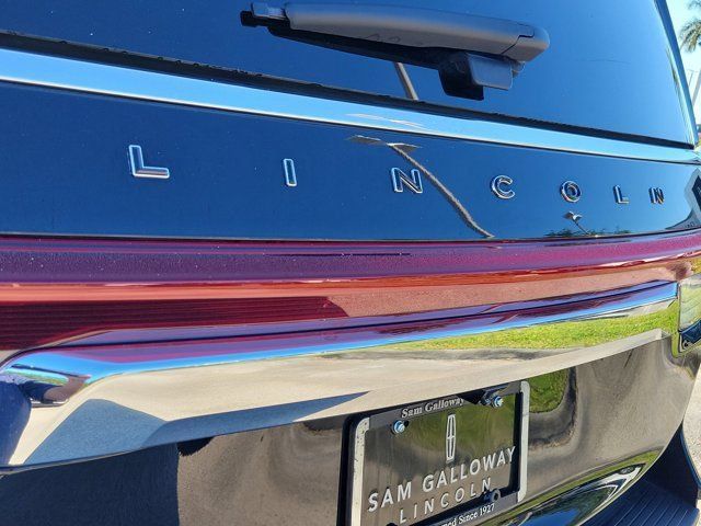 Used 2024 Lincoln Navigator Black Label AWD/4WD image 11