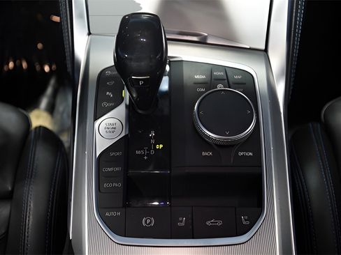 Used 2021 BMW 430i Convertible image 41