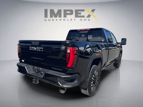 Used 2024 GMC Sierra 2500 Denali Ultimate AWD/4WD image 12