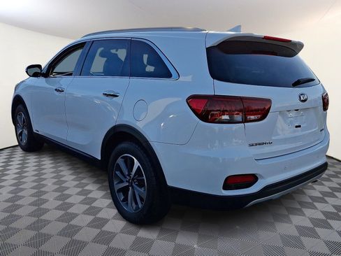 Used 2019 Kia Sorento EX image 3