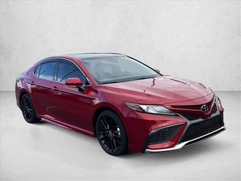 Certified 2022 Toyota Camry XSE image 3