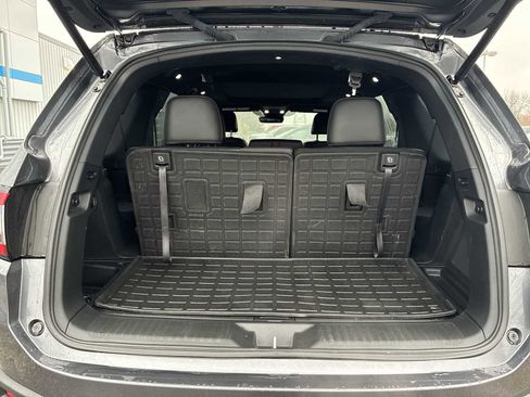 Used 2025 Honda Pilot Black Edition image 27