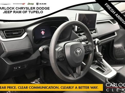 Used 2024 Toyota RAV4 XLE FWD image 12