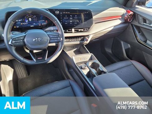 Used 2025 Chevrolet Equinox RS w/ Safety and Technology Package image 6