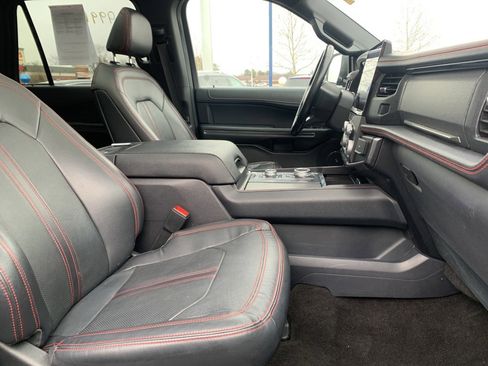 Used 2023 Ford Expedition Max Limited image 13