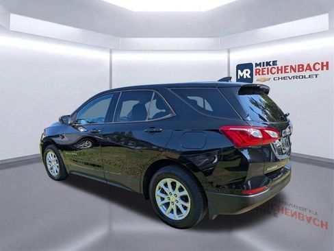 Used 2019 Chevrolet Equinox LS w/ LS Convenience Package FWD image 6