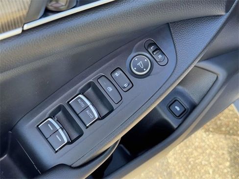 Certified 2022 Honda Accord Sport image 17