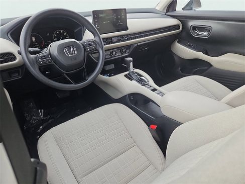 Certified 2026 Honda HR-V LX image 24