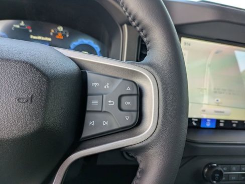 New 2025 Ford Bronco Badlands image 27