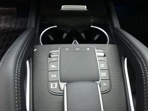 Used 2025 Mercedes-Benz GLE 350 4MATIC image 14
