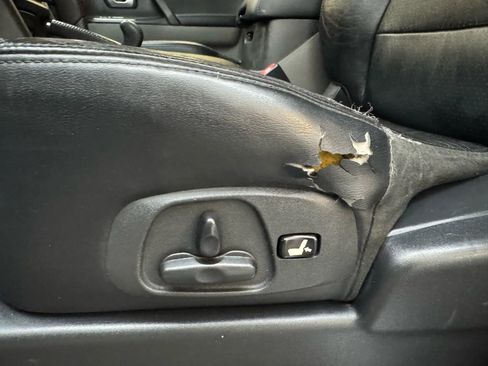 Used 2005 Mitsubishi Montero Limited image 12