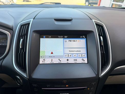 Used 2017 Ford Edge Titanium w/ Equipment Group 302A AWD/4WD image 19