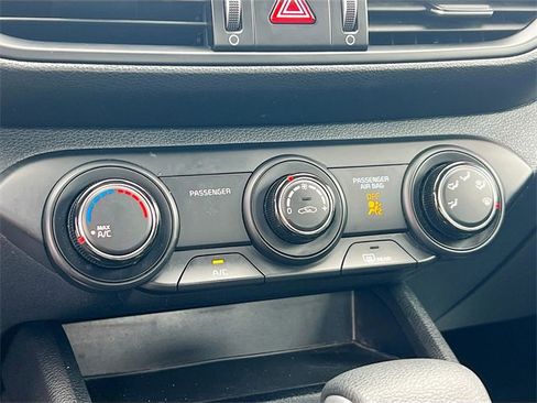 Used 2022 Kia Forte LXS image 15